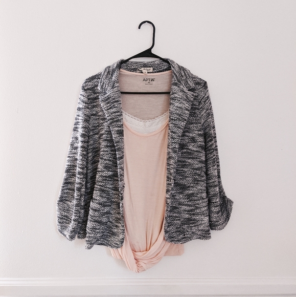 Junior's Knit Blazer - Picture 6 of 6